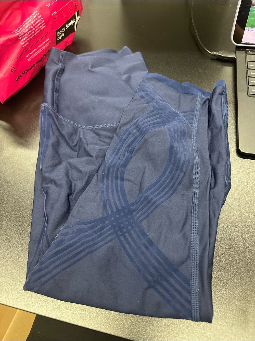 Fanka body sculpt capris